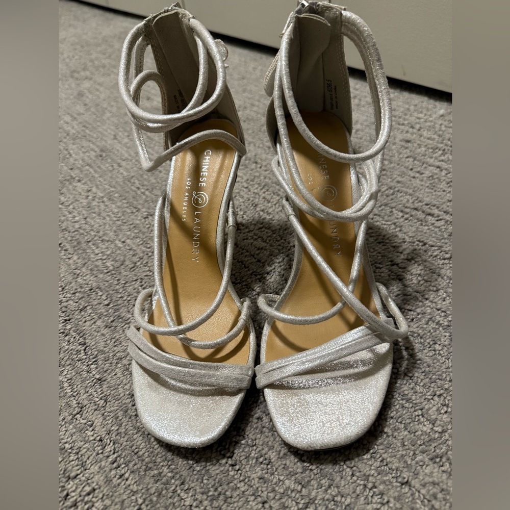 Chinese Laundry Metallic Strappy Heels Size 6